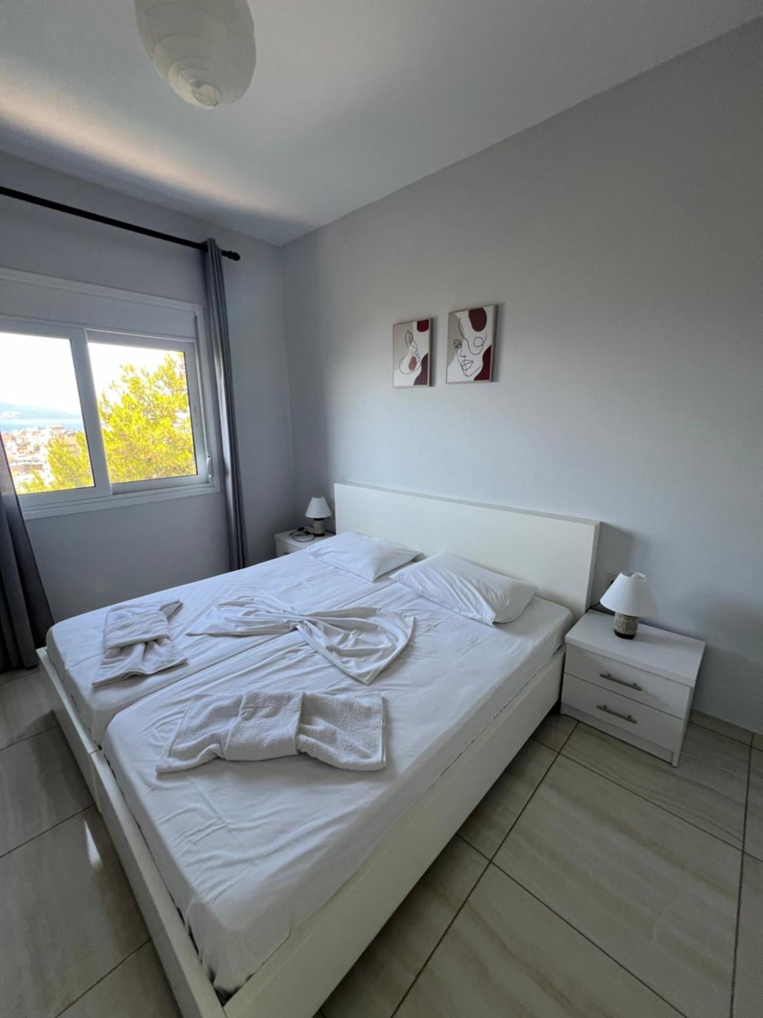 Apartments Eri Sarande Exterior photo